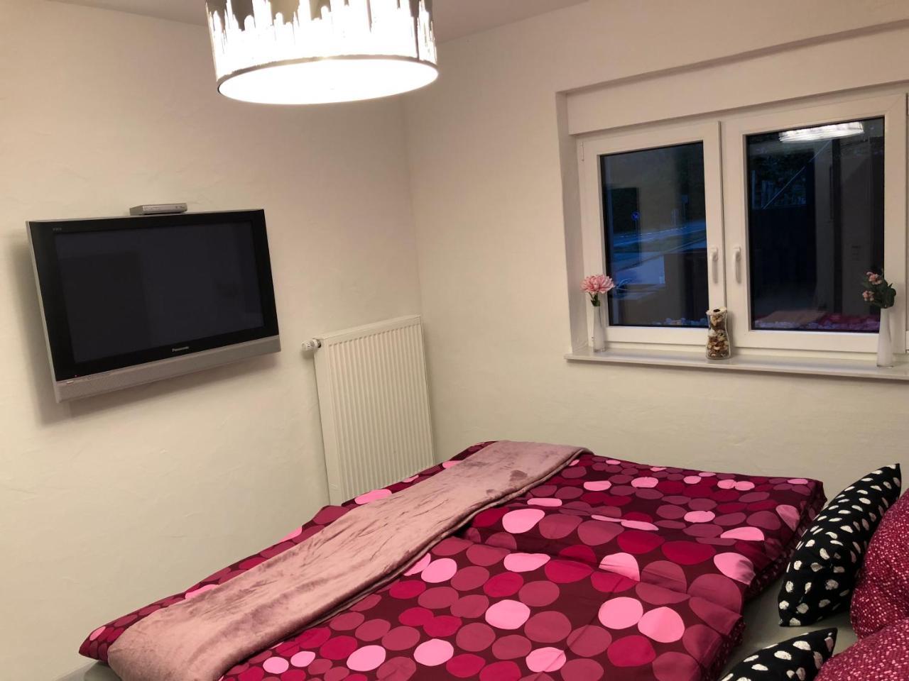 Am Weinberg Apartment *